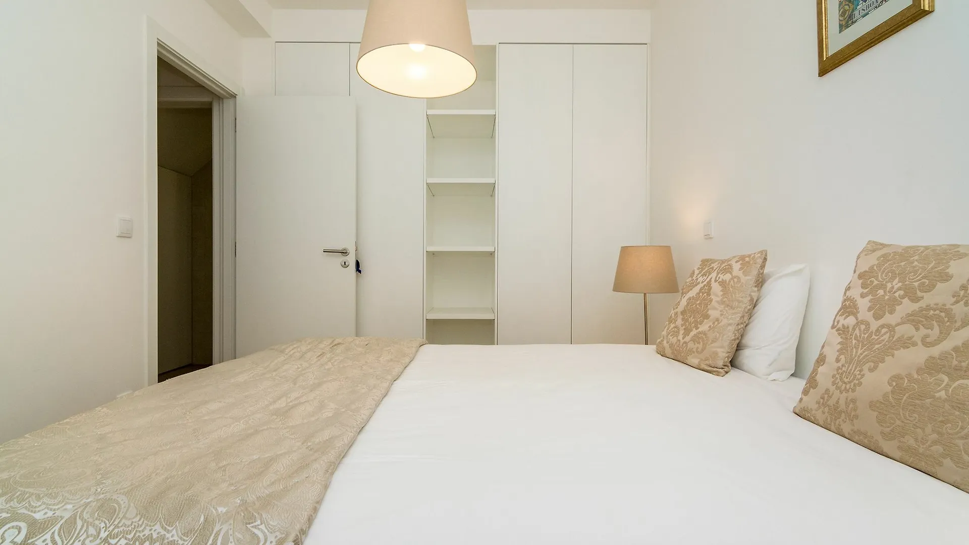 Graca Premium Apartment By Whome Лиссабон 0*,  Португалия